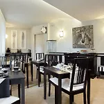 Residenza Ca' Degli Enzi 4*