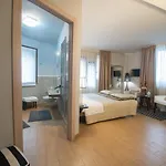 Residenza Ca' Degli Enzi 4*