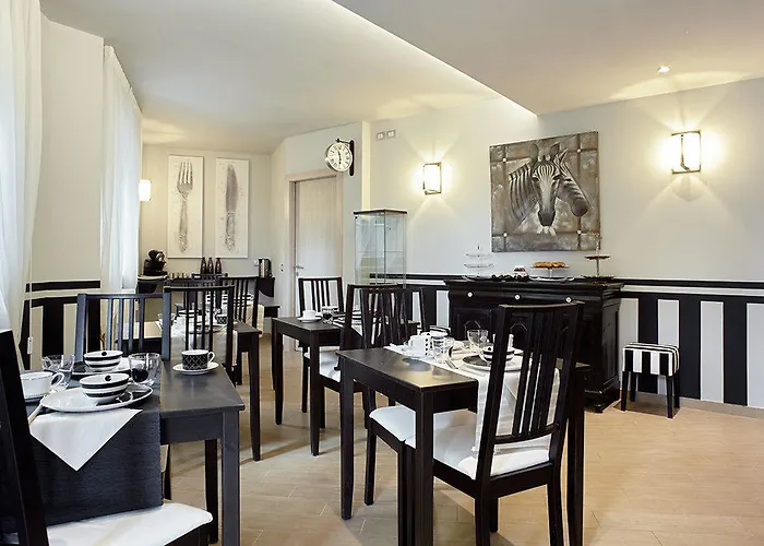 Residenza Ca' Degli Enzi 4*