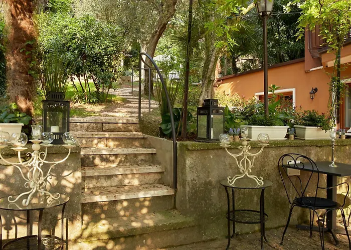 Bed & Breakfast Residenza Ca' Degli Enzi 4*