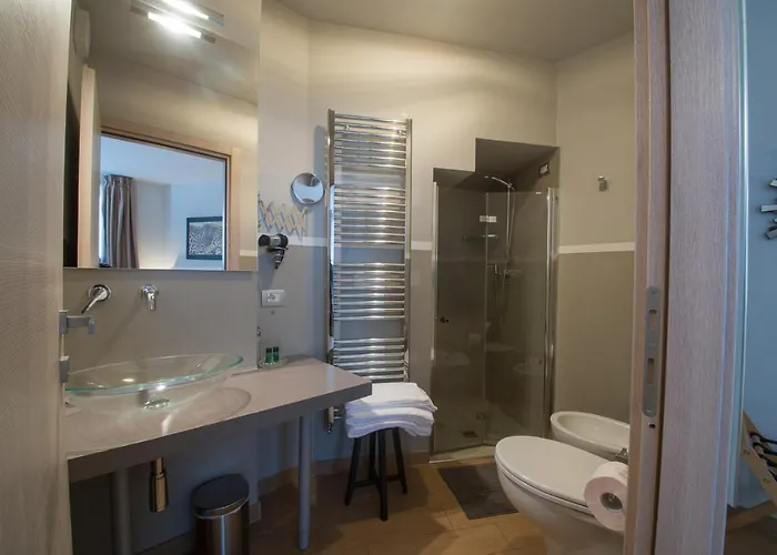 Residenza Ca' Degli Enzi Bed & Breakfast 4*