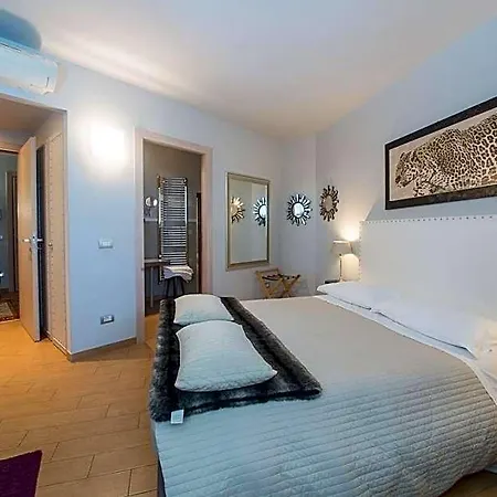 Residenza Ca' Degli Enzi Panzió 4*