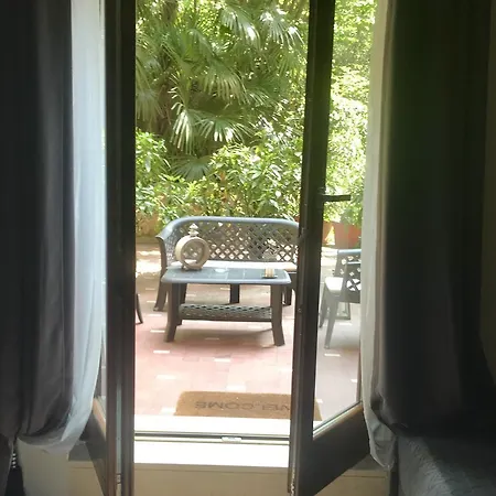 Bed and Breakfast Residenza Ca' Degli Enzi Βερόνα