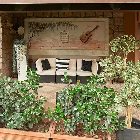 Residenza Ca' Degli Enzi Bed and Breakfast Βερόνα