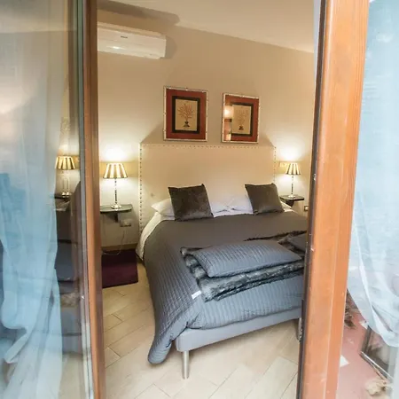 Residenza Ca' Degli Enzi فيرونا