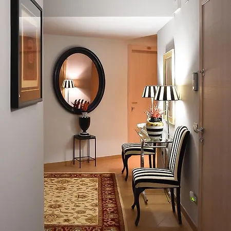Residenza Ca' Degli Enzi 4*
