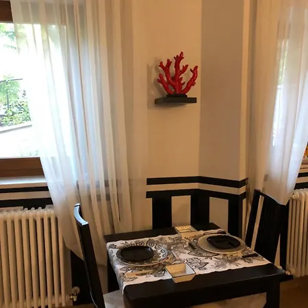 לינה וארוחת בוקר Residenza Ca' Degli Enzi