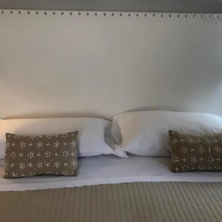 Bed & Breakfast Residenza Ca' Degli Enzi 3*